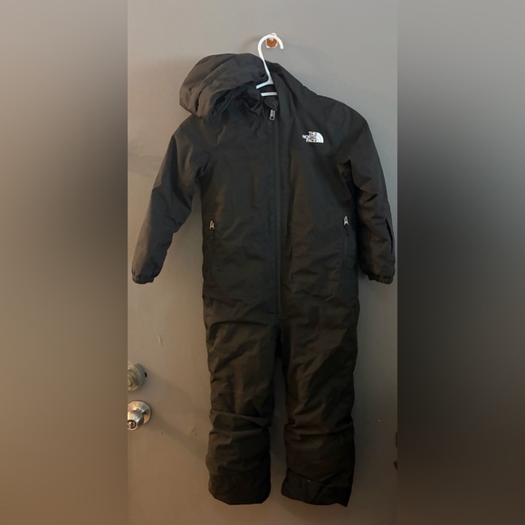 The North Face Other - The North Face Black toddler Snowsuit